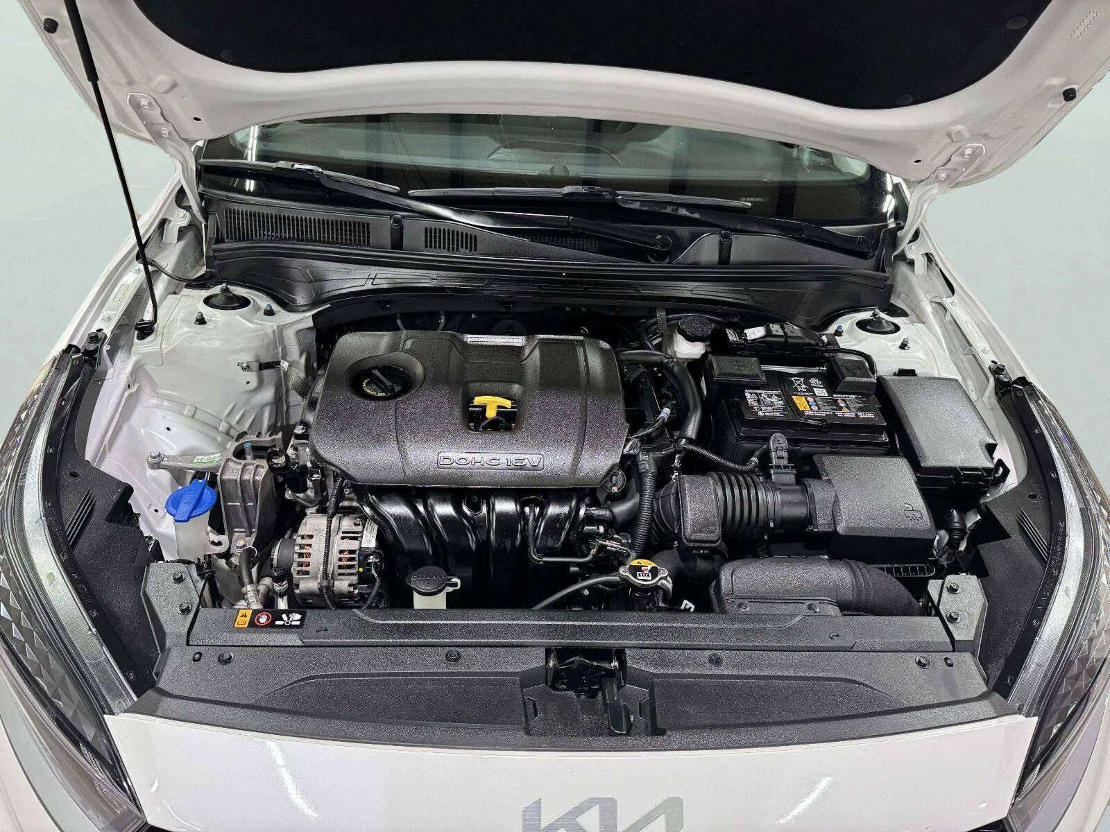 Used 2024 Kia Forte LXS FWD image 17