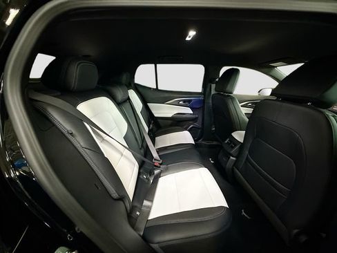 New 2026 Chevrolet Equinox EV LT image 27