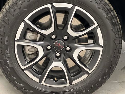 Used 2025 Jeep Compass Trailhawk AWD/4WD image 57