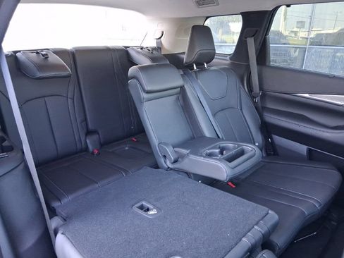 Certified 2026 INFINITI QX60 Luxe w/ Cargo Package AWD/4WD image 36