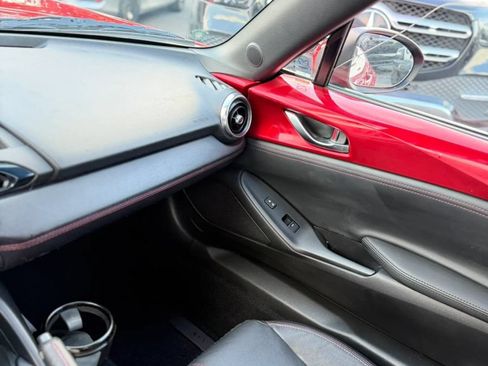 Used 2016 MAZDA MX-5 Miata Grand Touring RWD image 24