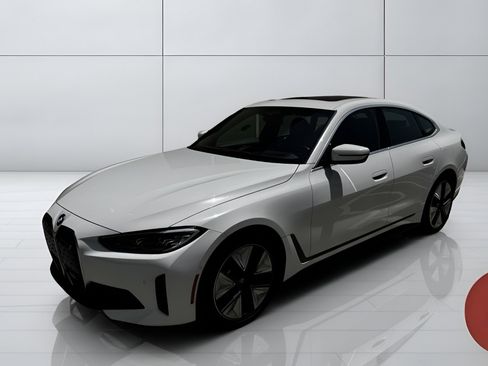 Used 2024 BMW i4 eDrive40 w/ Premium Package RWD image 4