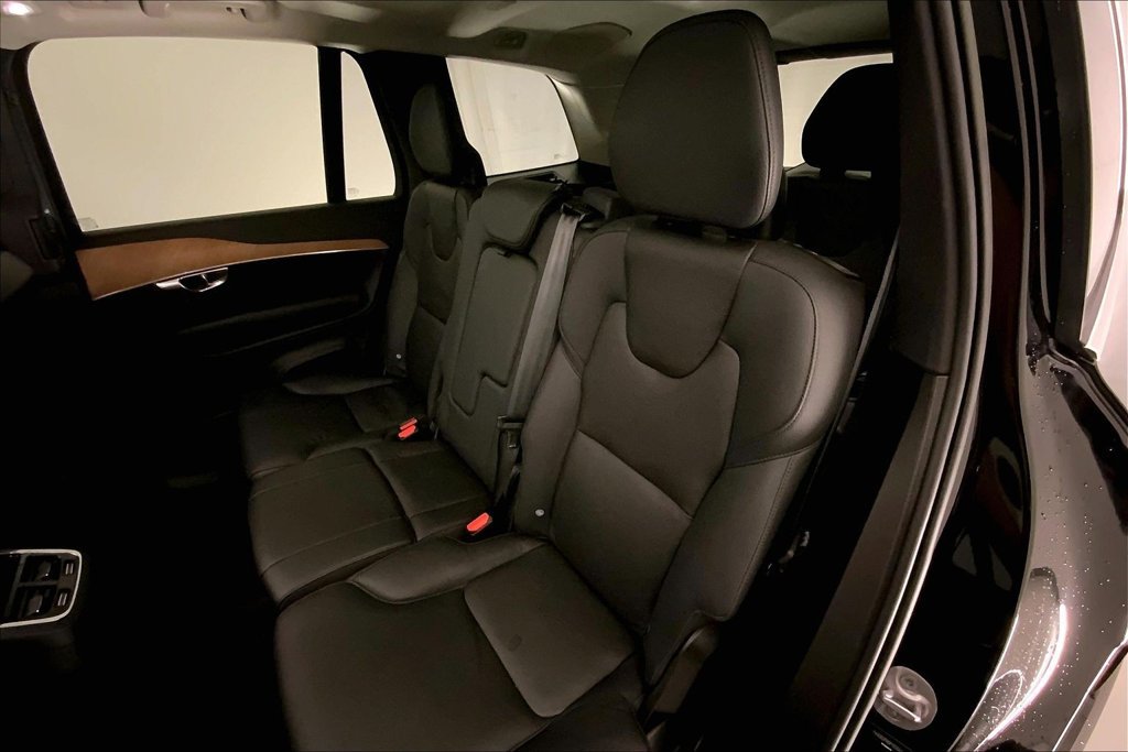 Used 2023 Volvo XC90 B6 Plus w/ Protection Package Premier AWD/4WD image 14
