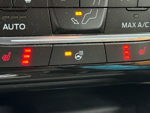 Used 2021 Ford Escape SE w/ Cold Weather Package AWD/4WD image 15