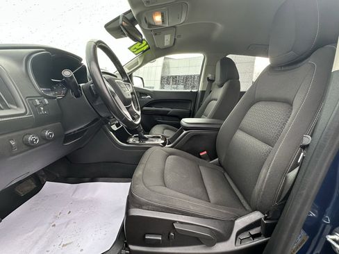 Used 2019 GMC Canyon SLE w/ Driver Alert Package image 18