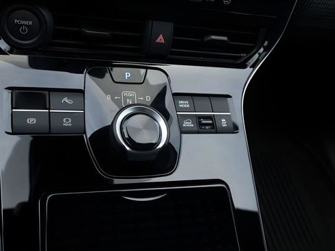Certified 2023 Subaru Solterra AWD image 25