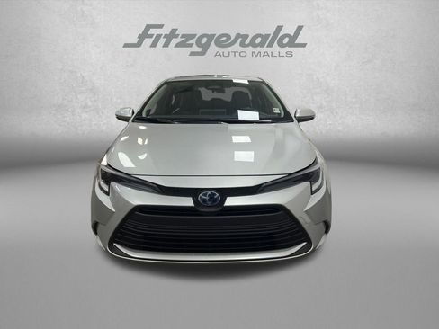 Used 2024 Toyota Corolla XLE FWD image 9