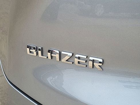 Certified 2024 Chevrolet Blazer LT w/ Convenience Package image 30