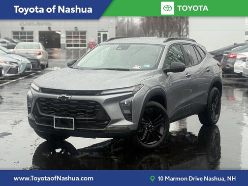 Used 2024 Chevrolet Trax ACTIV w/ Driver Confidence Package image 1