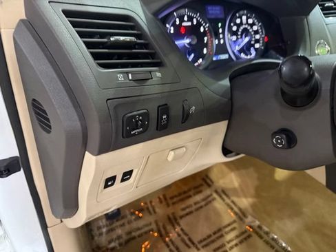 Used 2012 Lexus ES 350 FWD image 13