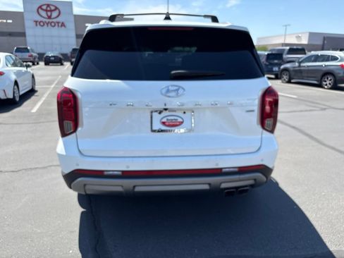 Used 2023 Hyundai Palisade Limited AWD/4WD image 14