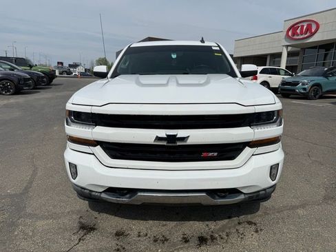 Used 2018 Chevrolet Silverado 1500 LT w/ All Star Edition image 2