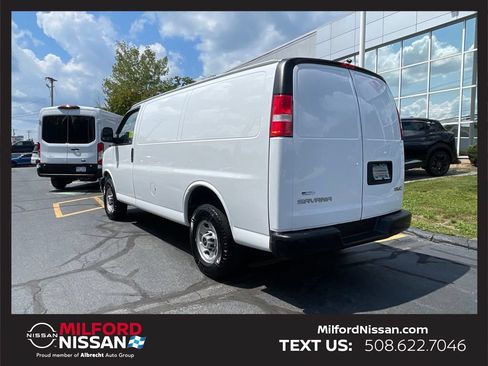 Used 2023 GMC Savana 2500 w/ Driver Convenience Package RWD image 3
