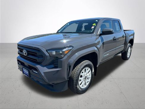 Used 2024 Toyota Tacoma SR5 AWD/4WD image 2
