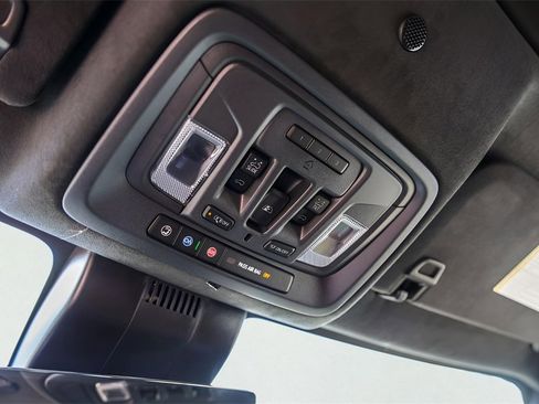 Used 2025 GMC Sierra 3500 Denali Ultimate image 23