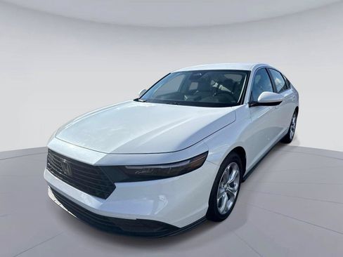 Certified 2024 Honda Accord LX image 8