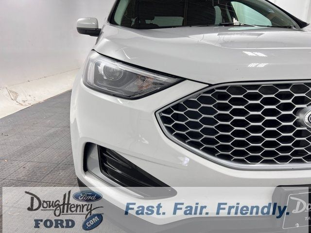 Used 2024 Ford Edge SEL AWD/4WD image 9