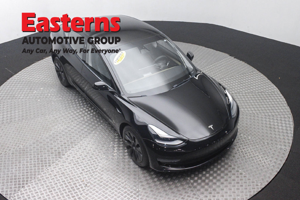 Used 2023 Tesla Model 3 Standard Range RWD image 4