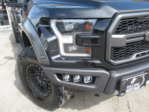 Used 2018 Ford F150 Raptor w/ Equipment Group 802A Luxury AWD/4WD image 4