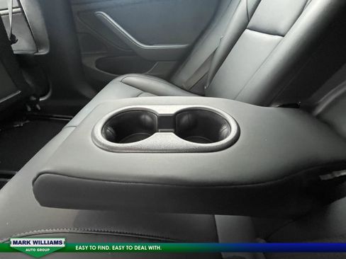 Used 2018 Tesla Model 3 Long Range image 18