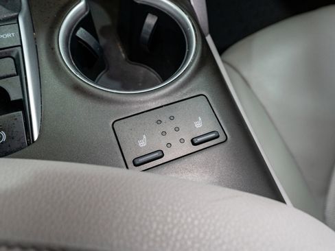 Used 2023 Toyota Camry XLE FWD image 24
