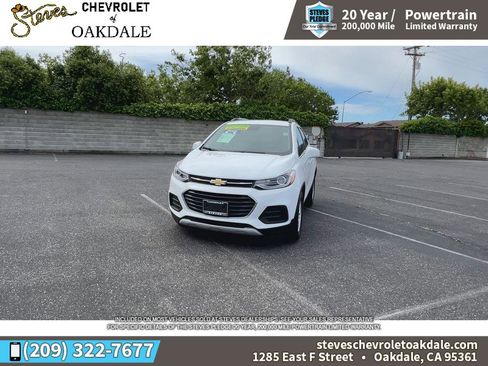 Certified 2019 Chevrolet Trax LT w/ LT Convenience Package FWD image 4
