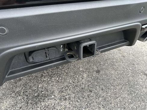 Used 2023 Ford Explorer ST image 29