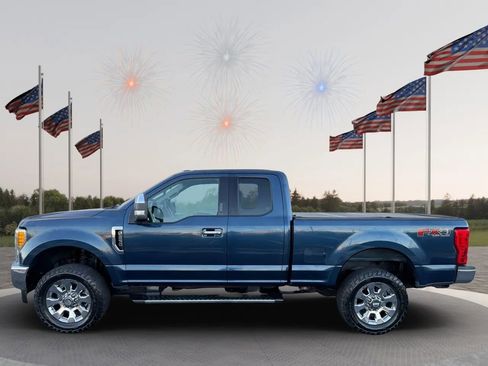Used 2017 Ford F250 Lariat w/ Chrome Package AWD/4WD image 3
