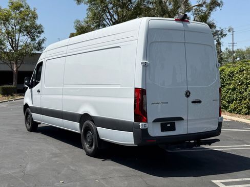 New 2025 Mercedes-Benz Sprinter 2500 image 8