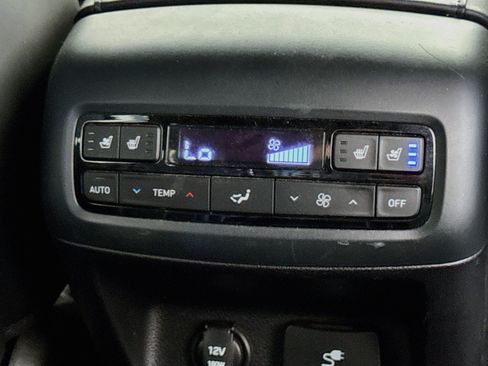 Used 2020 Hyundai Palisade Limited FWD image 18