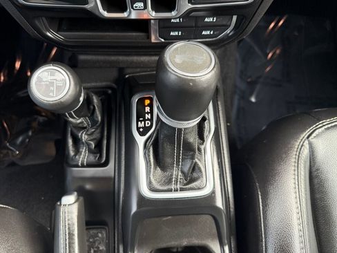 Used 2023 Jeep Wrangler Sahara w/ Dual Top Group image 21