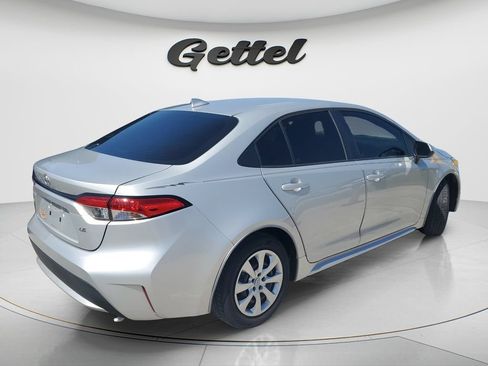 Used 2021 Toyota Corolla LE FWD image 3