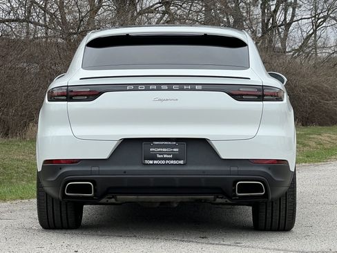 Certified 2021 Porsche Cayenne Coupe image 8