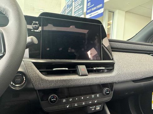 New 2026 Subaru Outback Limited image 10