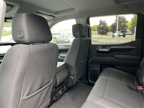Used 2022 GMC Sierra 1500 Elevation image 36