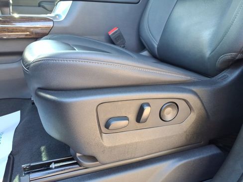 Certified 2022 GMC Sierra 1500 Elevation w/ Elevation Premium Package image 32