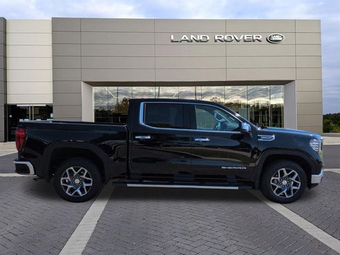 Used 2023 GMC Sierra 1500 SLT w/ SLT Premium Package RWD image 4