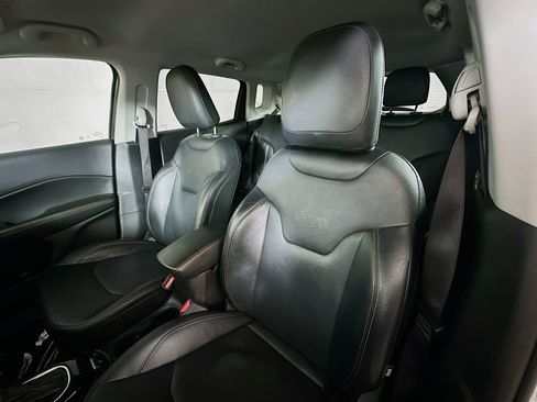 Used 2017 Jeep Compass Limited image 19