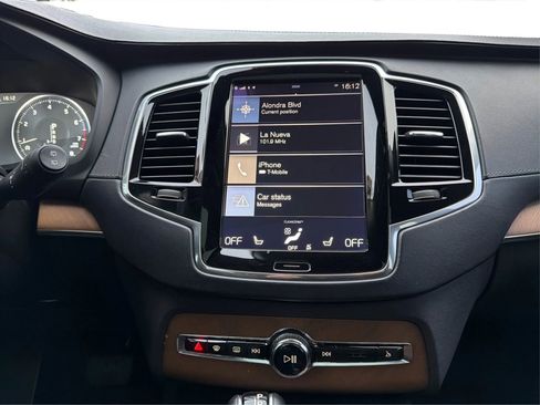 Used 2017 Volvo XC90 T6 Inscription w/ Luxury Package image 14