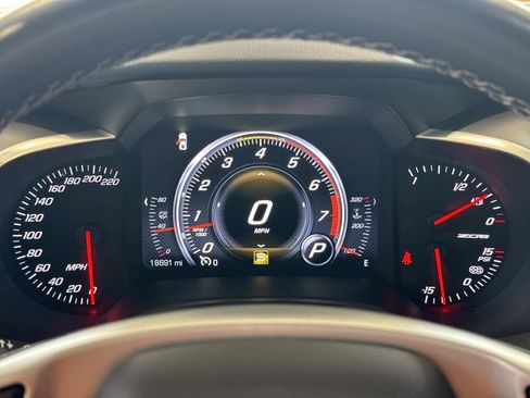 Used 2016 Chevrolet Corvette Z06 w/ 2LZ Preferred Equipment Group RWD image 24