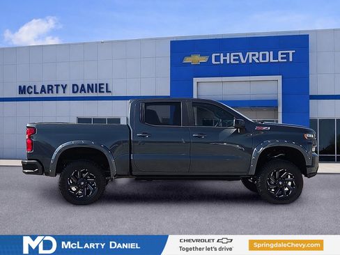 Used 2019 Chevrolet Silverado 1500 RST AWD/4WD image 6