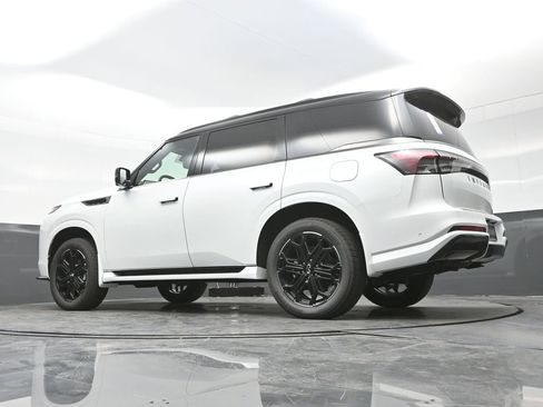 New 2026 INFINITI QX80 4WD w/ Sport Exterior Package image 27