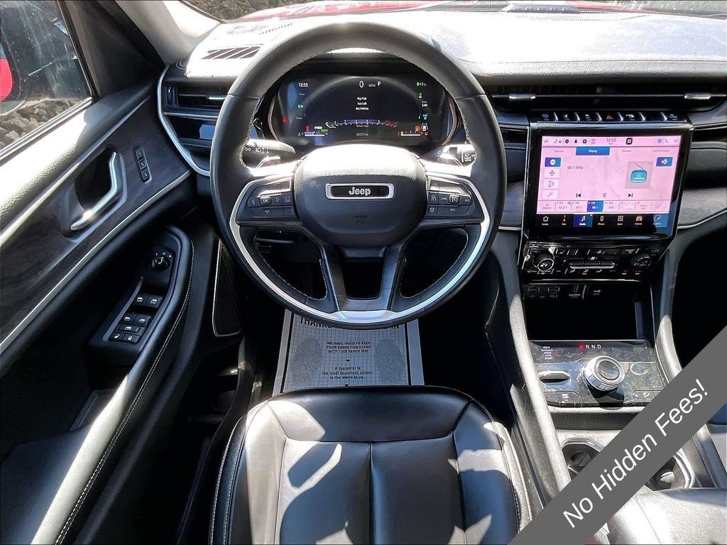 Used 2023 Jeep Grand Cherokee 4WD 4xe image 5