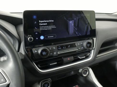 Used 2024 Toyota Grand Highlander XLE image 45