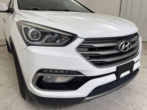 Used 2017 Hyundai Santa Fe Sport w/ 2.4L Value Package 06 image 11