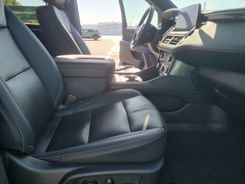 Certified 2024 Chevrolet Tahoe RST w/ Luxury Package RWD image 32