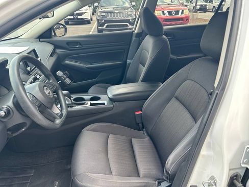 Certified 2023 Nissan Altima 2.5 S FWD image 10