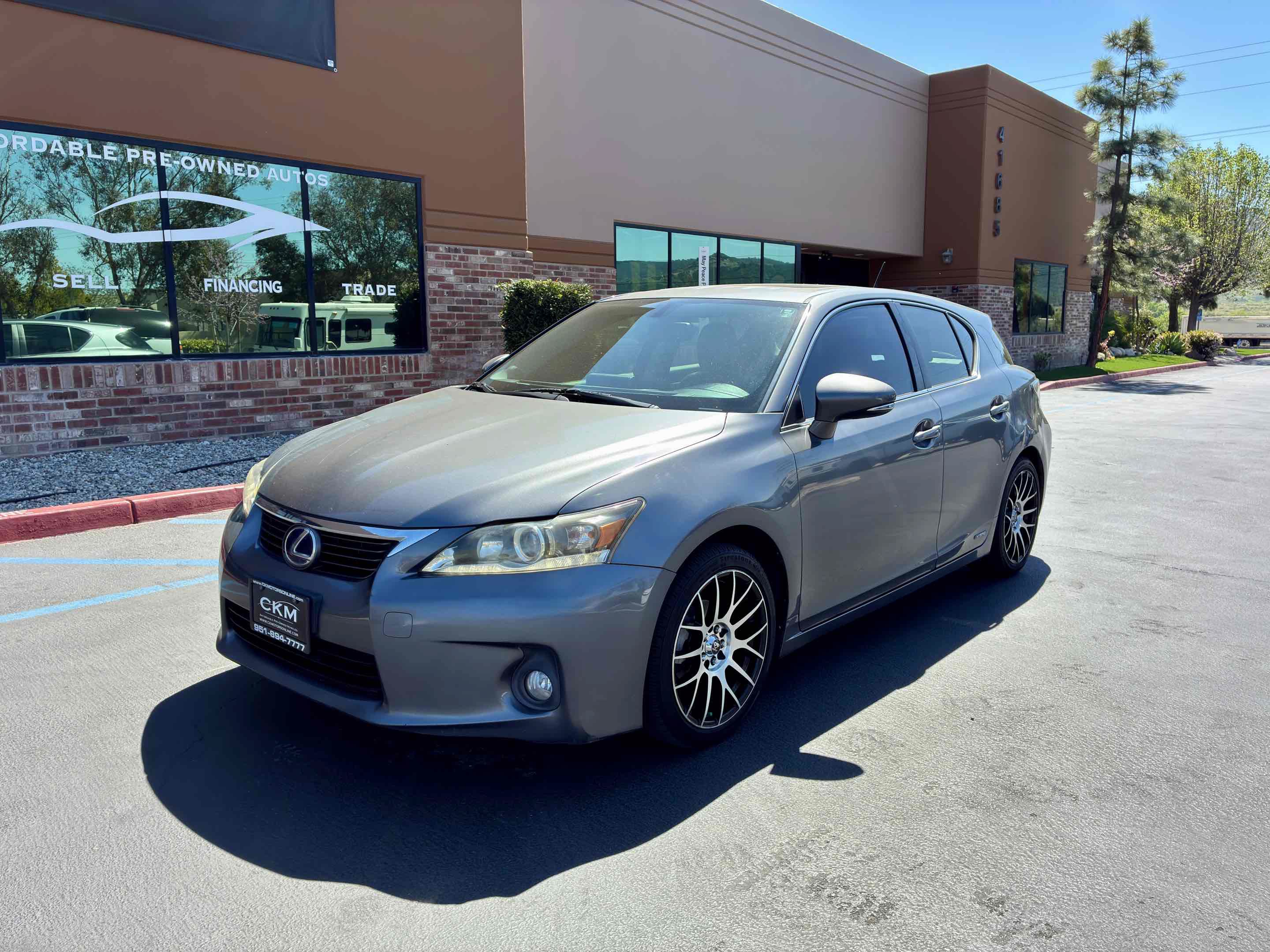 Used 2013 Lexus CT 200h w/ Premium Pkg w/Navigation FWD image 4