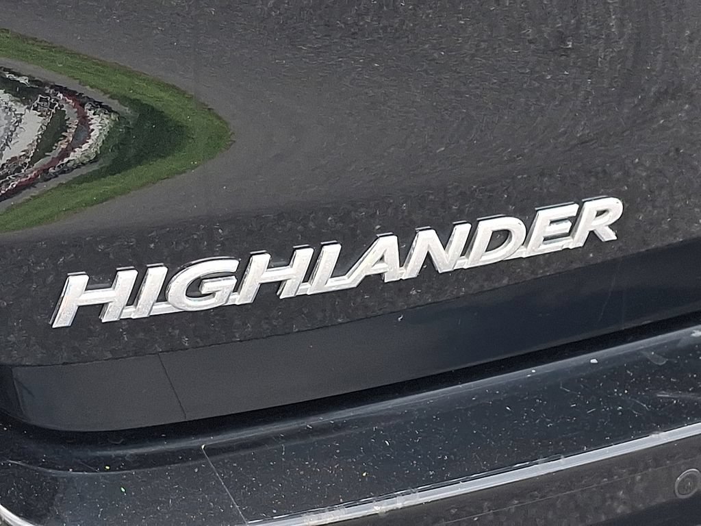 Used 2019 Toyota Highlander Limited AWD/4WD image 39
