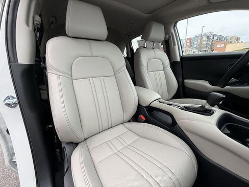 New 2026 Honda HR-V EX-L image 40